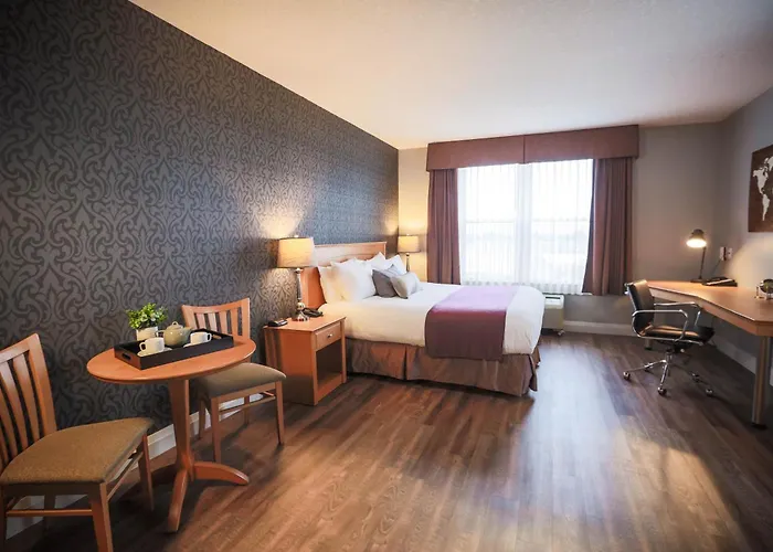 Cambridge Hotel And Conference Centre