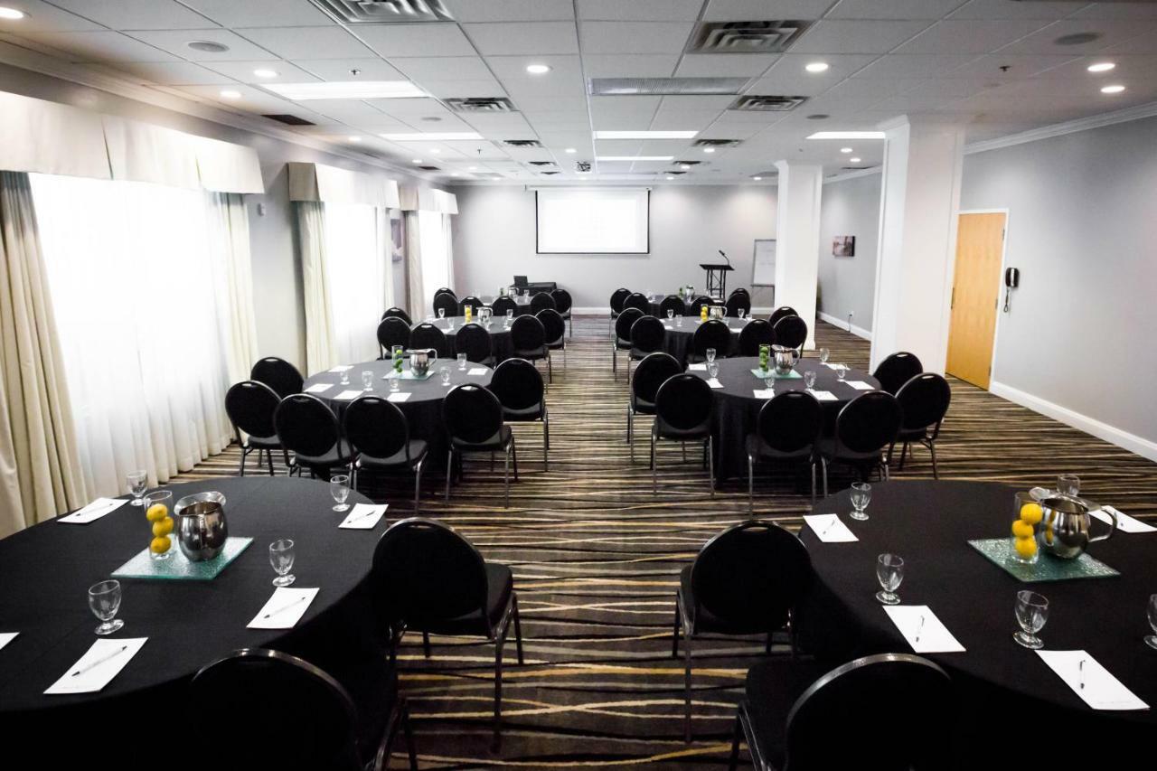 And Conference Centre 3*